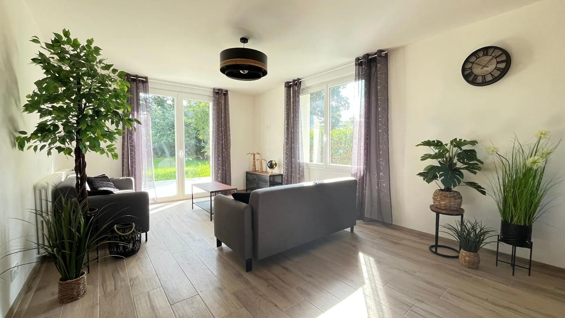 Сasa de vacaciones La Maison De Louise Sizun